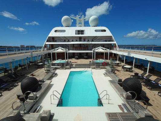 商船三井オーシャンフジ 宮古島・台湾クルーズ体験記｜全室スイートの船内で過ごす、優雅な洋上時間