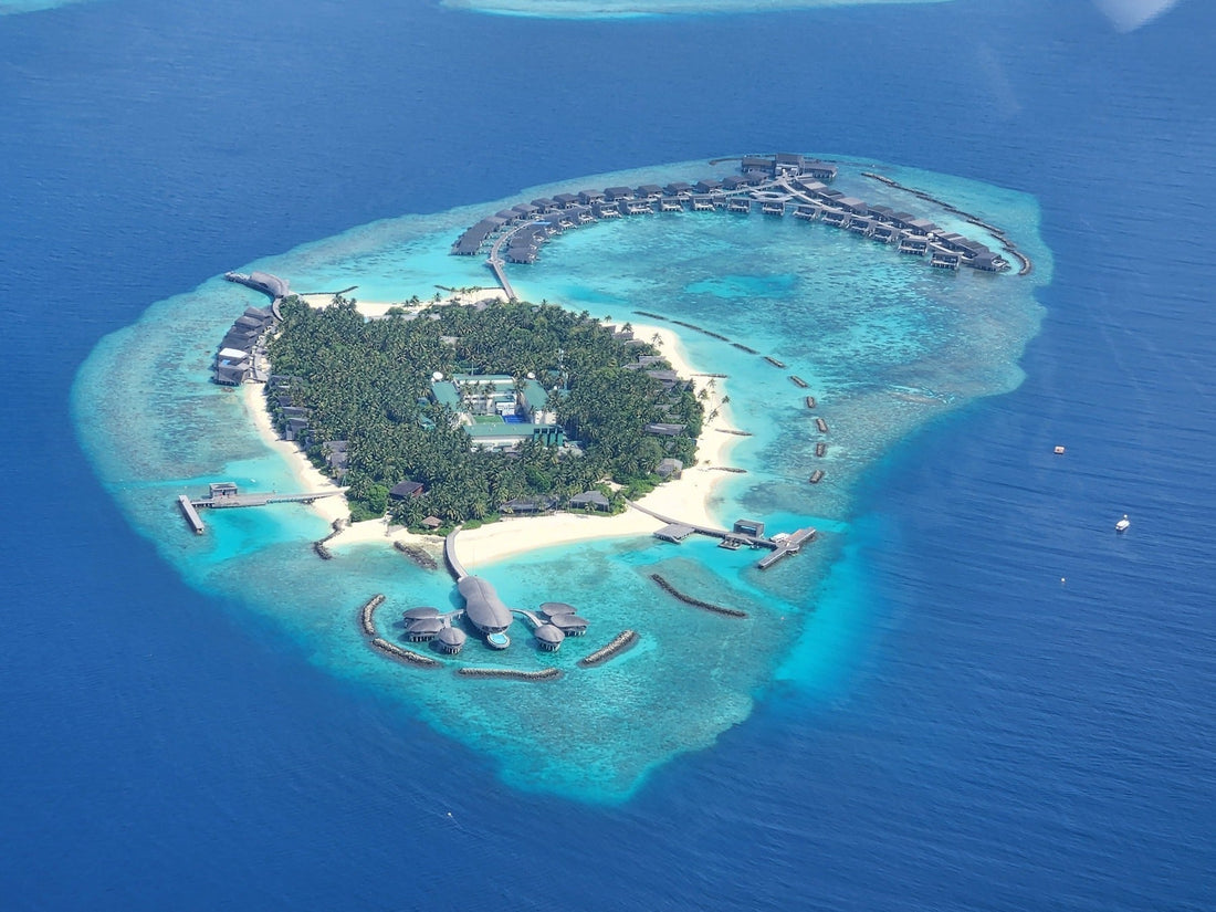 【2025年12月最新】アメックス・ビジネス・プラチナ 追加カード完全ガイド｜おすすめの特典を詳しくご紹介