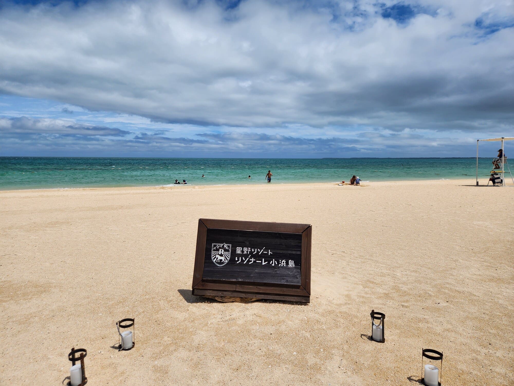 ホテルのビーチは人が少なくおすすめ