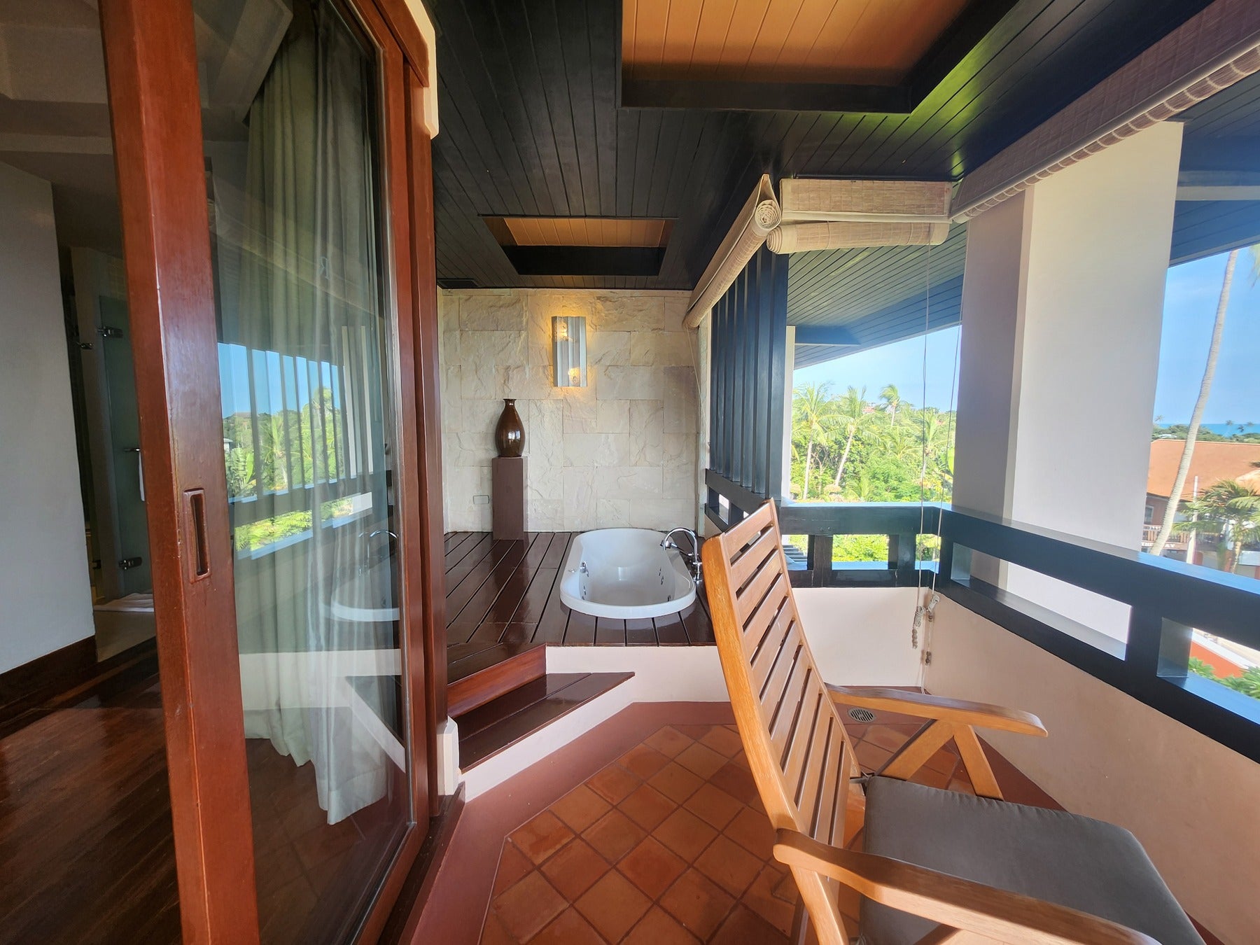 タワー棟のジャグジー