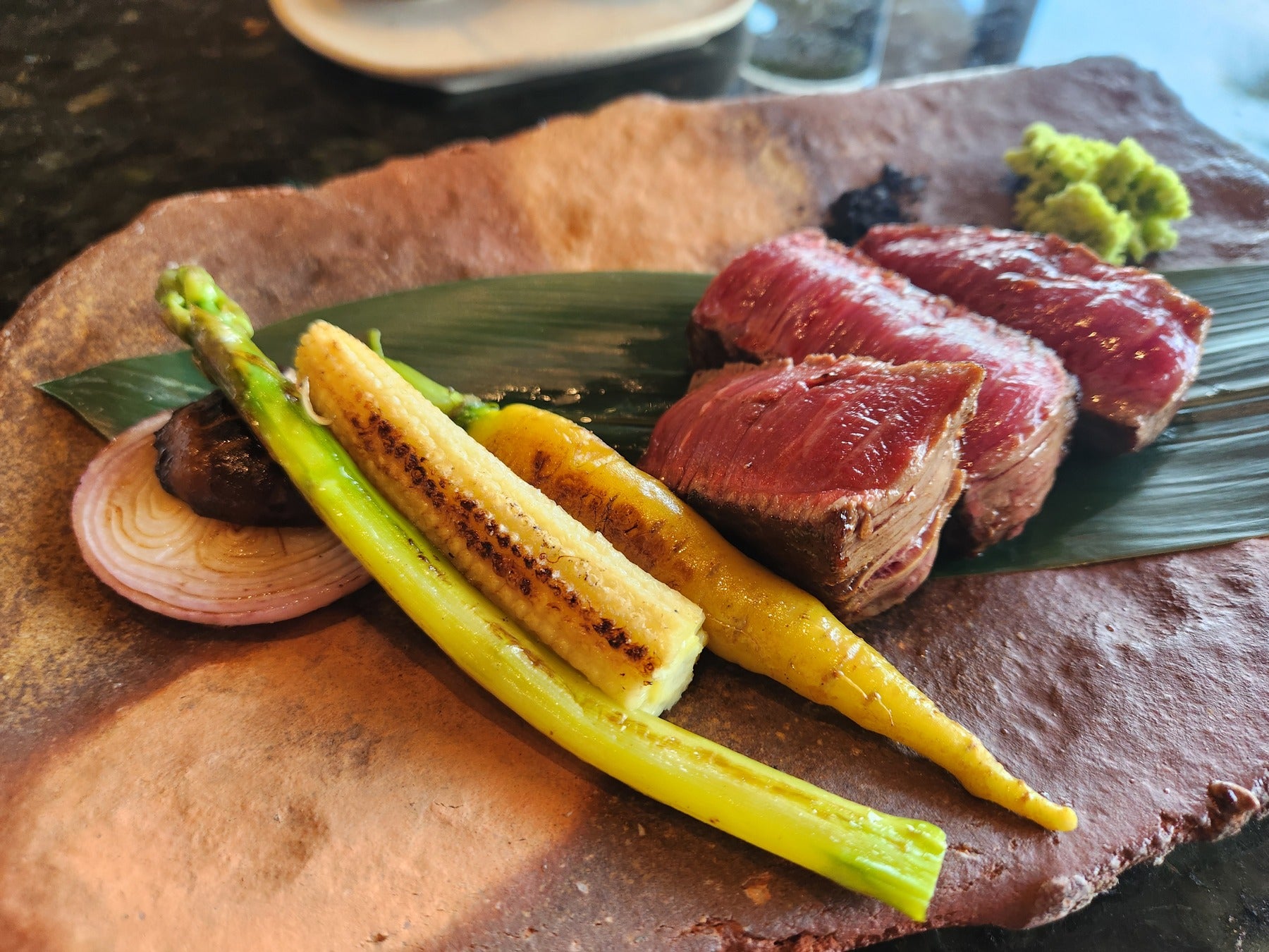 程よい火入れのステーキ