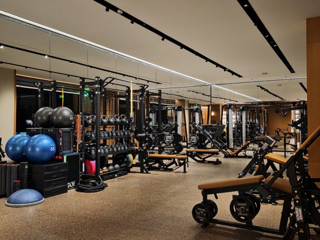 フィットネスセンター