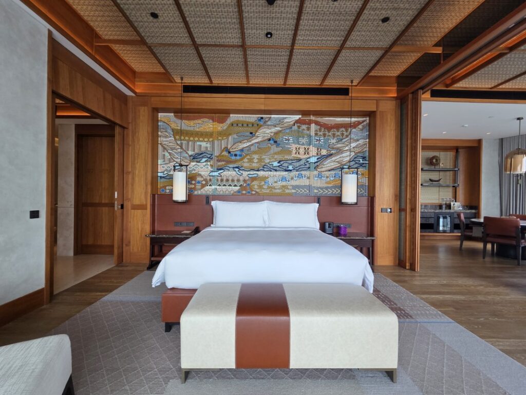 伝統的な設えのベッドルーム